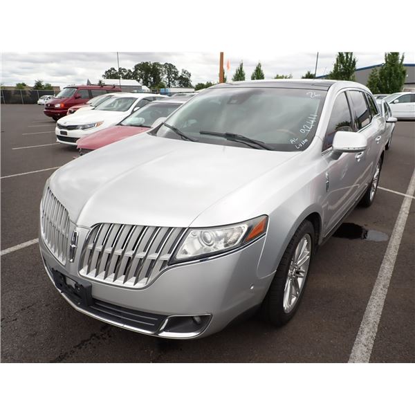 2010 Lincoln MKT