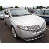 Image 2 : 2010 Lincoln MKT
