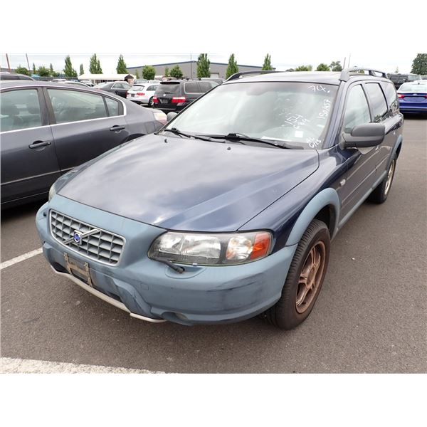 2004 Volvo XC70