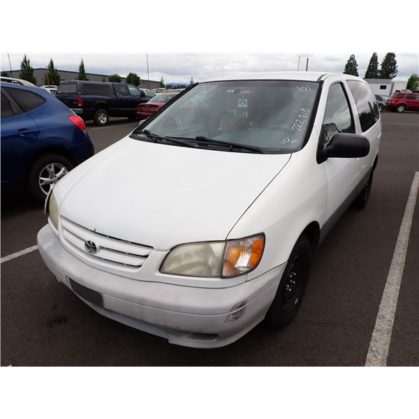 2001 Toyota Sienna