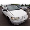 Image 2 : 2001 Toyota Sienna
