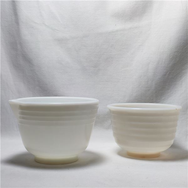 Vintage Pyrex Nesting Bowls