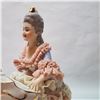 Image 2 : Porcelain with Gold Paint