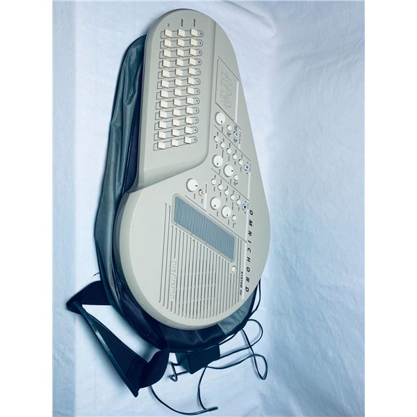 Suzuki Omnichord System 100