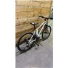 Image 3 : NORTHROCK XCW 21-SPEED BICYCLE