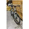 Image 2 : NORTHROCK XCW 21-SPEED BICYCLE