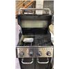 Image 3 : BROIL KING CROWN 4 BURNER PROPANE BARBECUE *NO SIDE SHELVES/WORKING CONDITION UNKNOWN/MAY BE