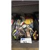 Image 4 : SHELF OF ASSORTED ITEMS INCLUDING; RIDGID ELECTRIC WINCH, AUTOMOTIVE PARTS, WEATHERPROOF MODULAR