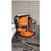 Image 2 : STRONGARM 20 TON SUPER HEAVY DUTY AIR/HYDRAULIC BOTTLE JACK
