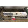 Image 2 : HEAVY DUTY CANVAS TARP & LOCKING AIR TOOL HOLDER