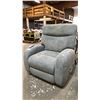 Image 3 : *TESTED WORKING* SEALY FABRIC ELECTRIC RECLINER WITH REMOTE & POWER CORD