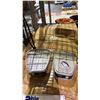 Image 2 : BOX OF 3M 6001 NIOSH ORGANIC VAPORS RESPIRATOR FILTERS
