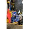 Image 3 : ASSORTED ITEMS INCLUDING; 5 GALLON PAILS, WASTE BIN, TARP, GARBAGE BAGS & MORE