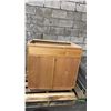 Image 2 : SLIM SHAKER-STYLE SINK BASE WOODEN CABINET 2FT 1" X 2FT 9" X 2FT 11"