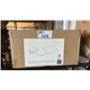 Image 1 : *NEW* CASE OF 8"/2" 33 W SLIM PANEL LITE 4000K LIGHTS