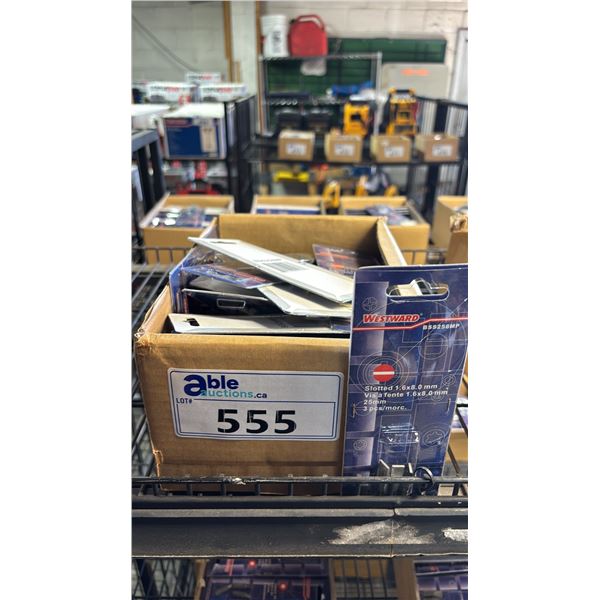 *NEW* BOX OF WESTWARD SLOTTED 1.6 X 8.0MM FLATHEAD DRILL BITS