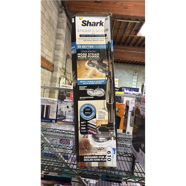 SHARK STEAM & SCRUB STEAM MOP *WORKING CONDITION UNKNOWN/MAY BE MISSING PARTS & OR PIECES*