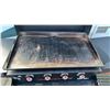 Image 3 : BLACKSTONE 36-INCH 4 BURNERS GRIDDLE WITH HARD COVER TOP