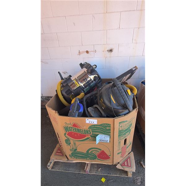 PALLET OF ASSORTED ITEMS INCLUDING DEWALT VACUUM CLEANERS, ARTIKA SMART LED PANEL, SHARK VACUUM AND