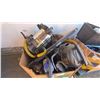 Image 2 : PALLET OF ASSORTED ITEMS INCLUDING DEWALT VACUUM CLEANERS, ARTIKA SMART LED PANEL, SHARK VACUUM AND