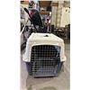 Image 2 : HARD PLASTIC PET CARRIER WITH METAL MESH DOOR & WINDOWS
