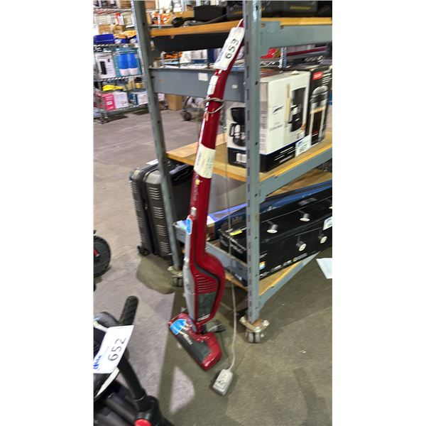ELECTROLUX ERGORAPIDO CORDLESS STICK VACUUM WITH CHARGING CORD *WORKING CONDITION UNKNOWN/MAY BE