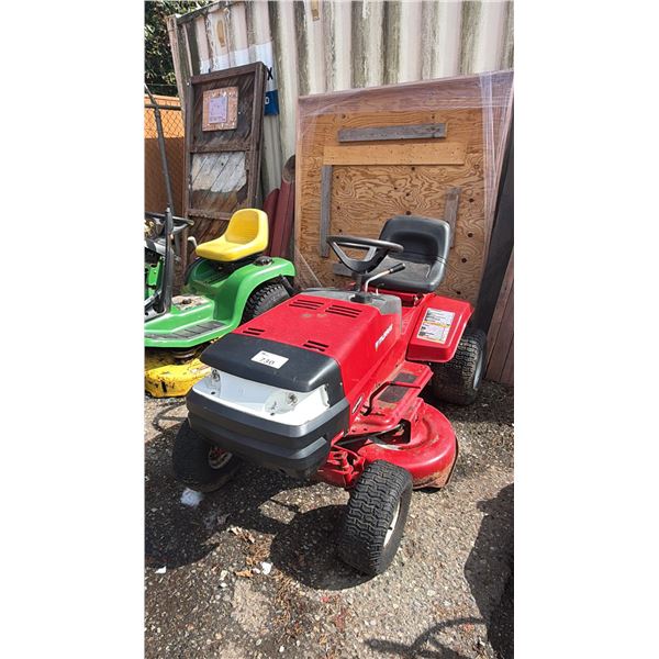 MURRAY 12.5 HP 38" RIDE-ON MOWER (NO KEYS, UNKNOWN RUNNING CONDITION)