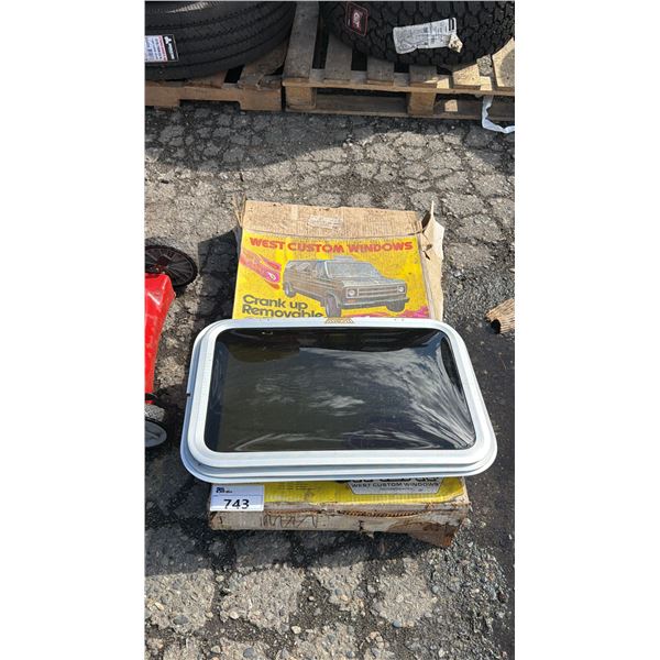 WEST CUSTOM WINDOWS CRANK UP REMOVABLE SUN ROOF