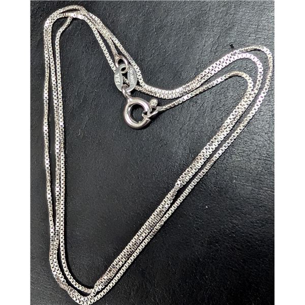 SILVER(1.43G), BOX CHAIN 18"