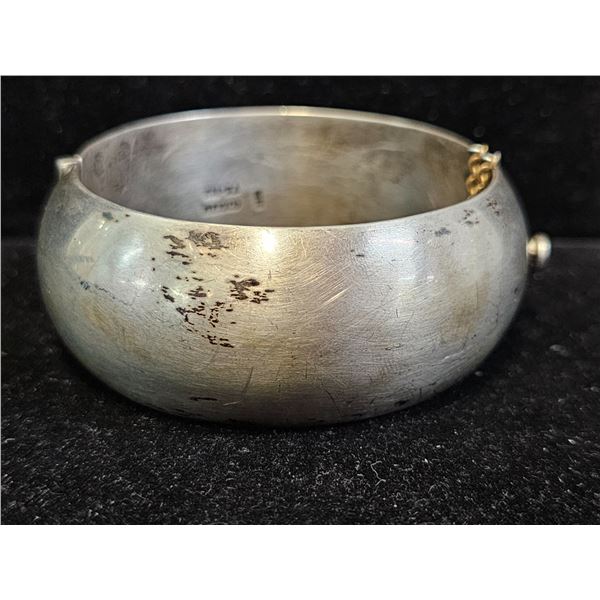 VINTAGE .925 MEXICAN SILVER CUFF BRACELET: 65 G