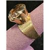 Image 2 : 14KT GOLD RING WITH ROUND CUT GEMSTONE: SIZE 7.25/COULD BE TOPAZ