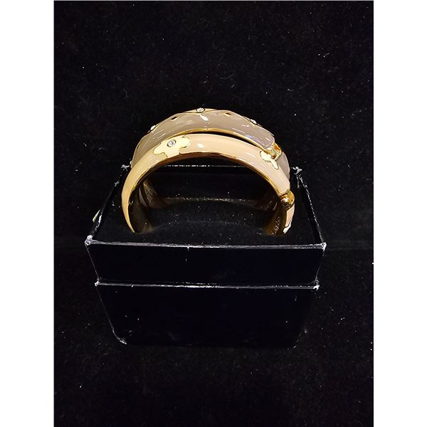 (2) VINTAGE JOAN RIVERS ENAMEL CUFF BRACELETS *IN ORIGINAL BOX*