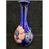Image 2 : VINTAGE MOORCROFT POTTERY ANEMONE PATTERN VASE