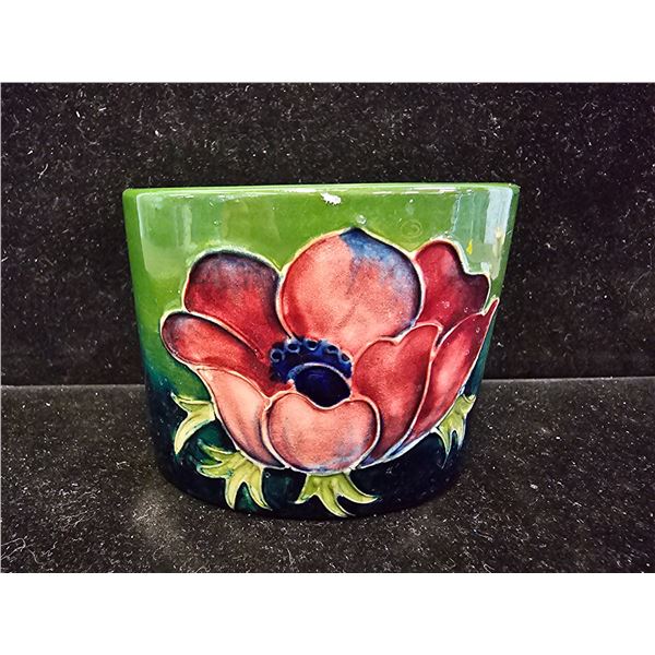 VINTAGE MOORCROFT POTTER ANEMONE PATTERN BUD VASE