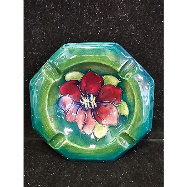 VINTAGE MOORCROFT POTTERY CLEMATIS PATTERN ASHTRAY