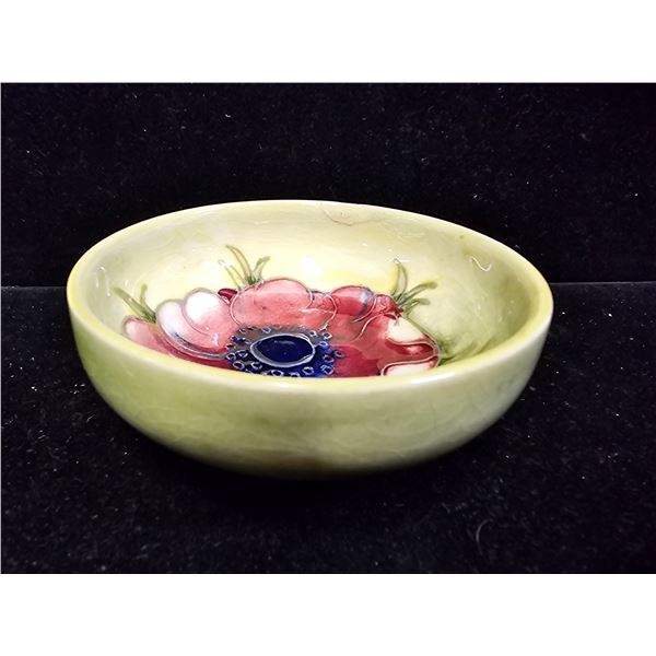VINTAGE MOORCROFT POTTERY ANEMONE PATTERN TRINKET DISH