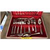 Image 3 : VINTAGE WM A. ROGERS "PARK LANE" SILVER-PLATED FLATWARE SET