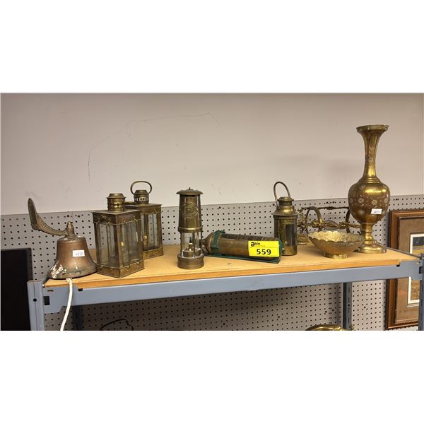 SHELF OF VINTAGE BRASS ITEMS: FIRE EXTINGUISHER, VASE, BOWL & LANTERNS