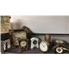 Image 2 : SHELF OF ASSORTED VINTAGE CLOCKS