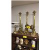 Image 1 : SHELF OF ASSORTED BRASS LAMPS & CANDLESTICKS