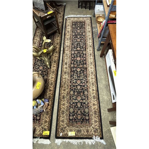 ASIAN DESIGN WOOL CARPET RUNNER: APPROX. 118" X 29.5"