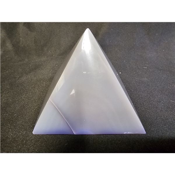 PURPLE AGATE PYRAMID