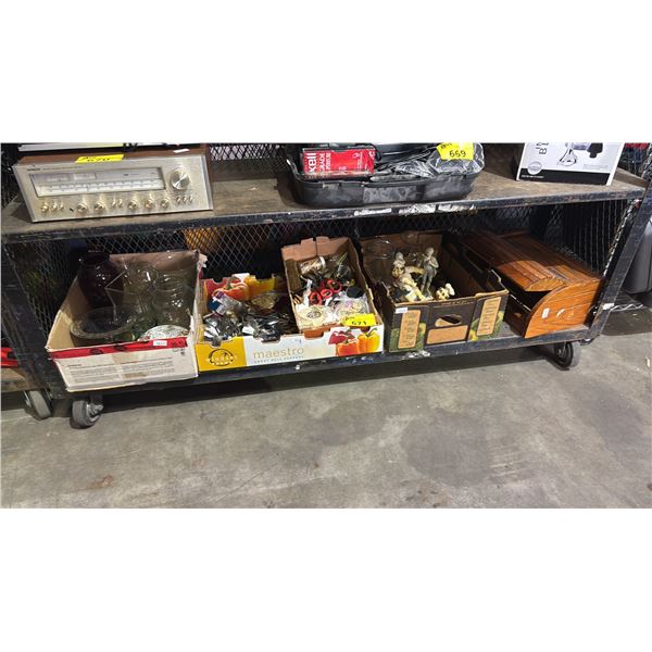 SHELF OF ASSORTED ITEMS INCL. FIGURINES, GLASS VASES, WOODEN STORAGE BOX AND MORE