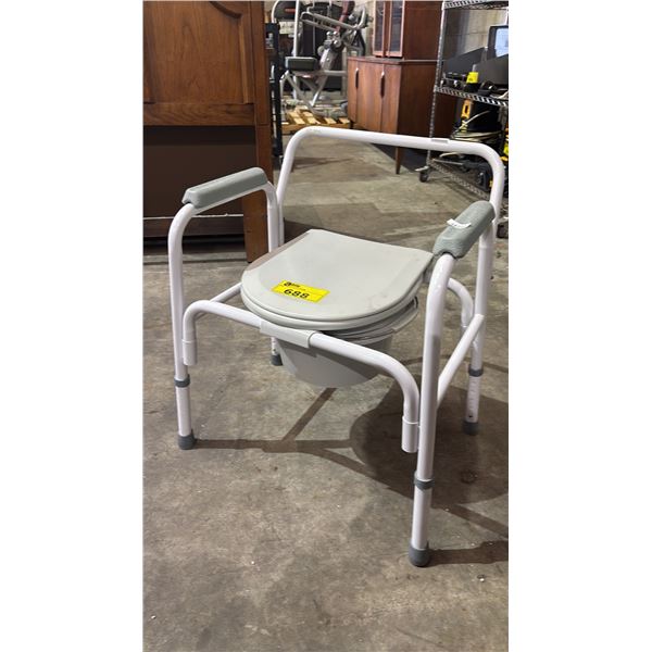 3-IN- PORTABLE STEEL BEDSIDE COMMODE CHAIR1