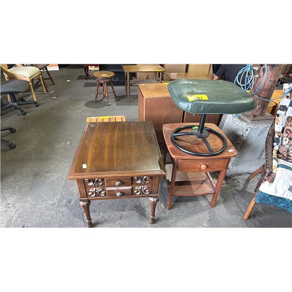(2) 1 DRAWER END TABLE AND LEATHER FOOT REST
