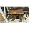 Image 1 : SET OF 3 NESTING END TABLES