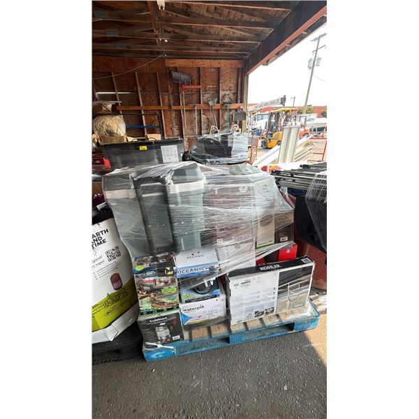 PALLET OF ASSORTED ITEMS INCLUDING; AIR FRYERS, BABY BJORN, IGLOO COOLER, PLANTERS & MORE