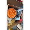 Image 5 : SHELF OF ASSORTED KITCHENWARE