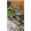 Image 2 : GREEN & YELLOW E-BIKE WITH BATTERY, KEY & CHARGER