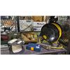 Image 2 : SHELF OF EXTENSION CABLE REEL, TOOL HANGER, ALLEN KEYS, WORK LIGHT, GARAGE DOOR SEAL & MORE